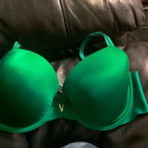 Victoria secret bra